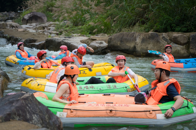 萤火虫水洞·地下大峡谷：齐鲁大地的地质奇观与生态秘境(图1)