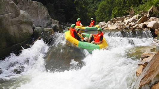 暑假当然来高明!22℃山水短途游玩水、遛娃、毕业福利全配齐(图1)