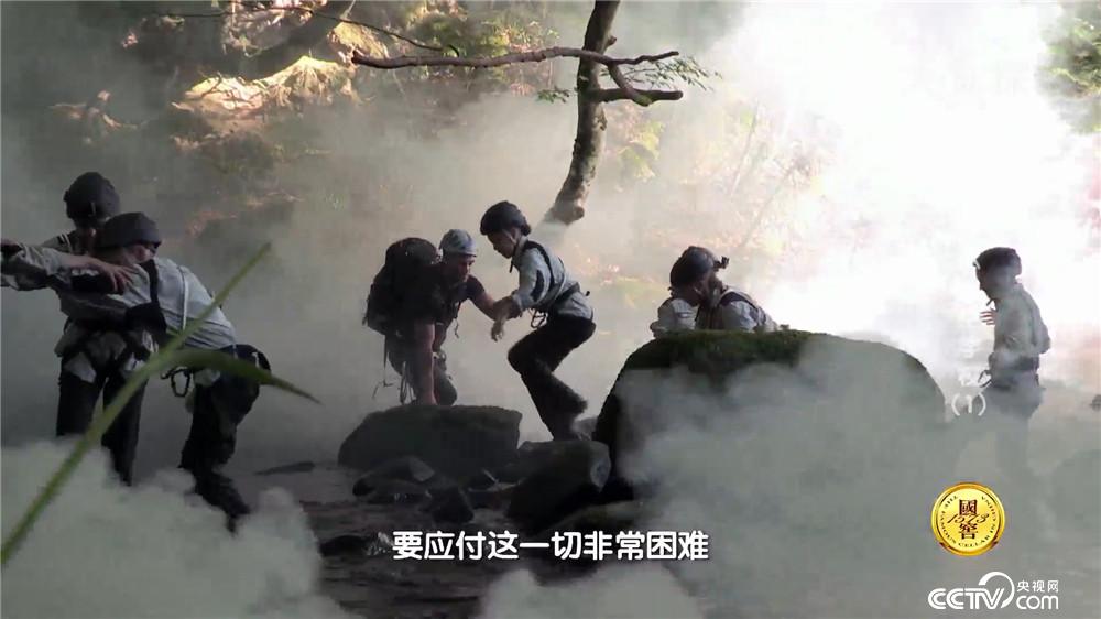 美丽中国行・探访三江源从一只雪豹看高原生态之变(图1)