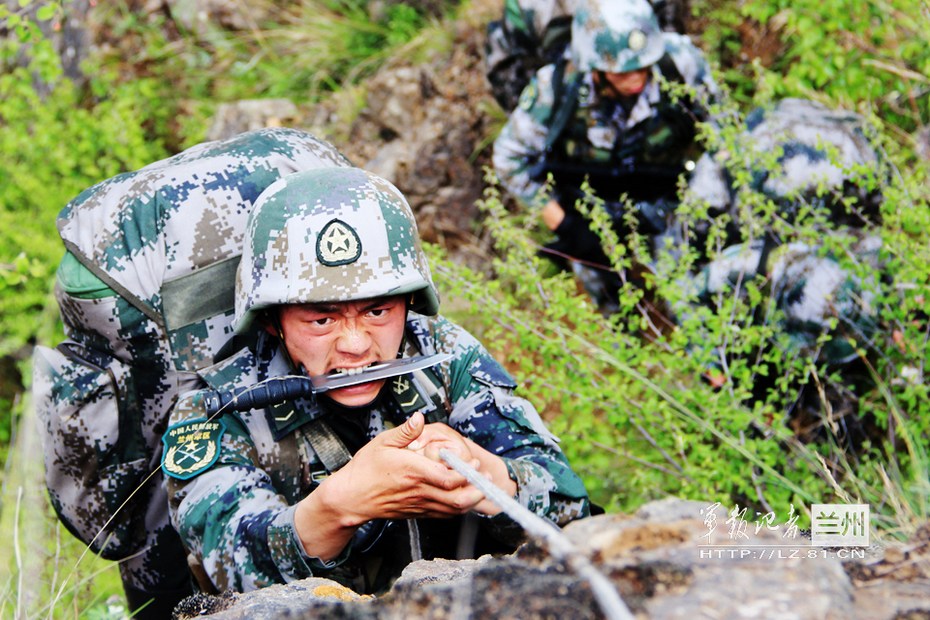女子荒野求生半个月瘦成“闪电”与赛前判若两人！坚持时间最久可获20万元