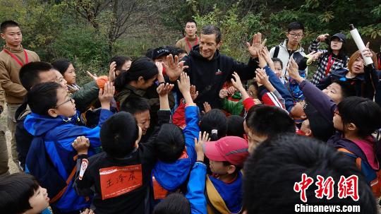 如何选择2026年亲子旅游景区？直击季节限制与教育价值痛点(图1)