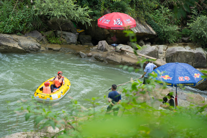 太敢做2026新游【Become】预告：化身精子闯微观世界？